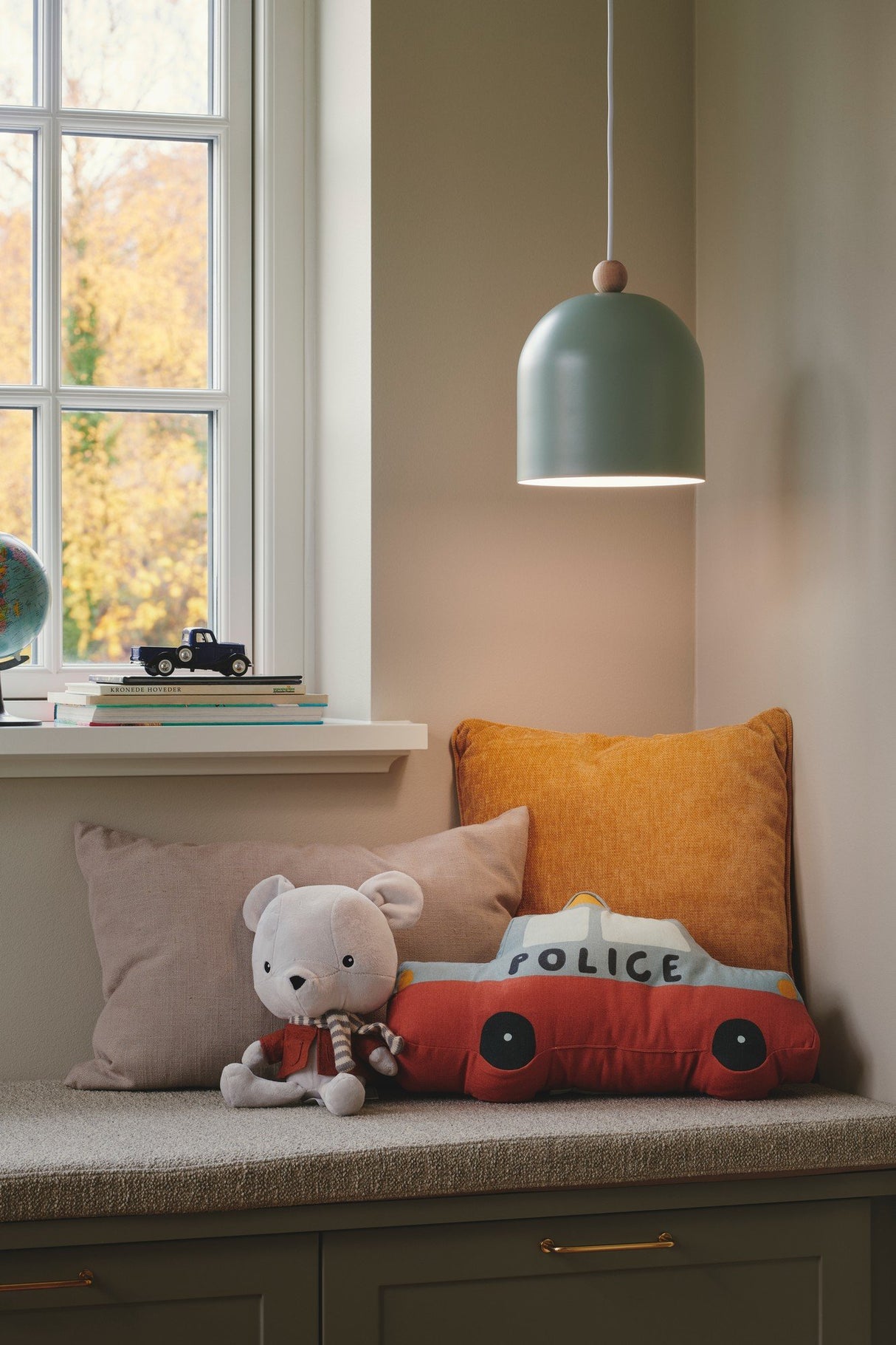 Gaston | Pendant | Dusty green - Comet Lighting