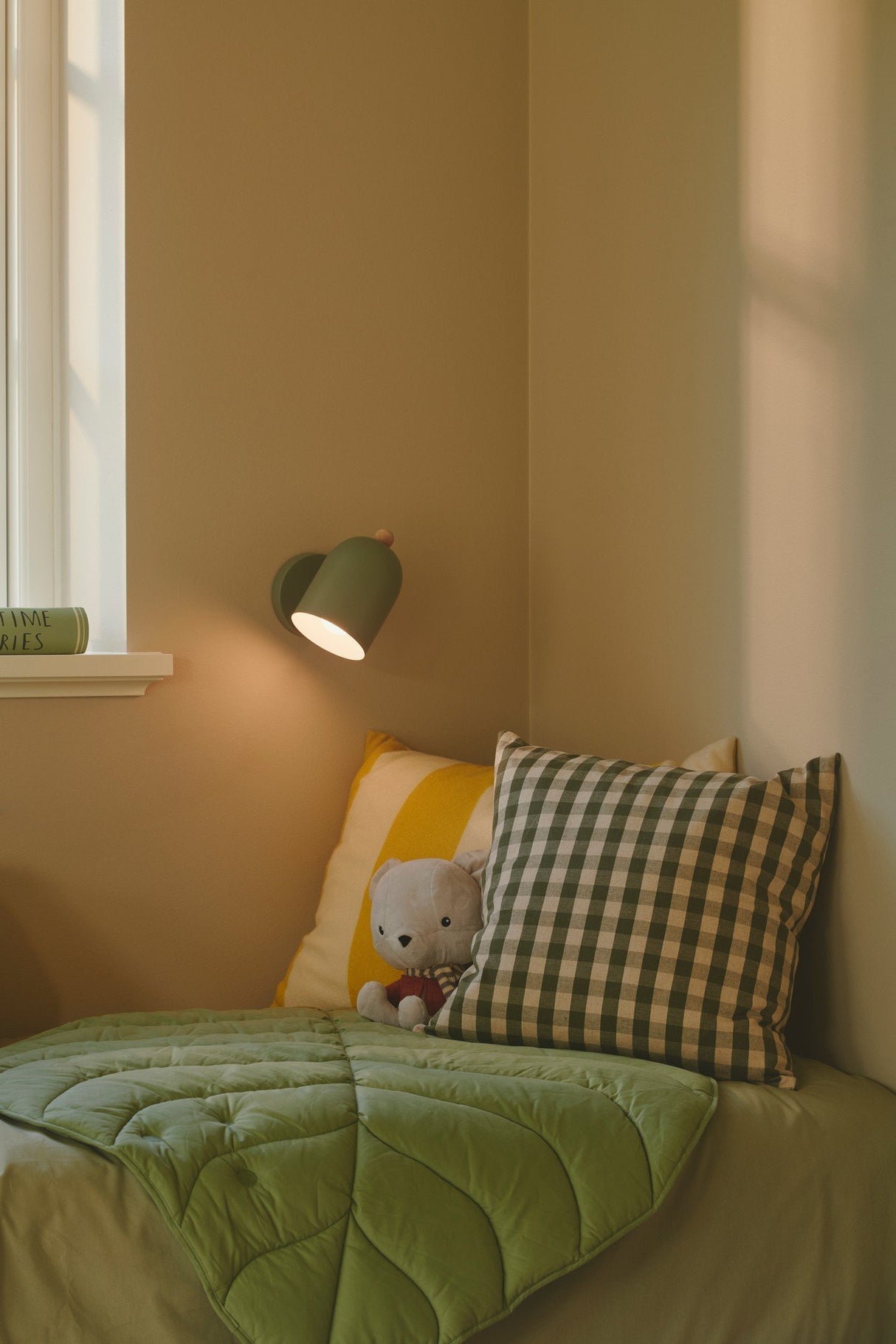 Gaston | Wall light | Dusty green