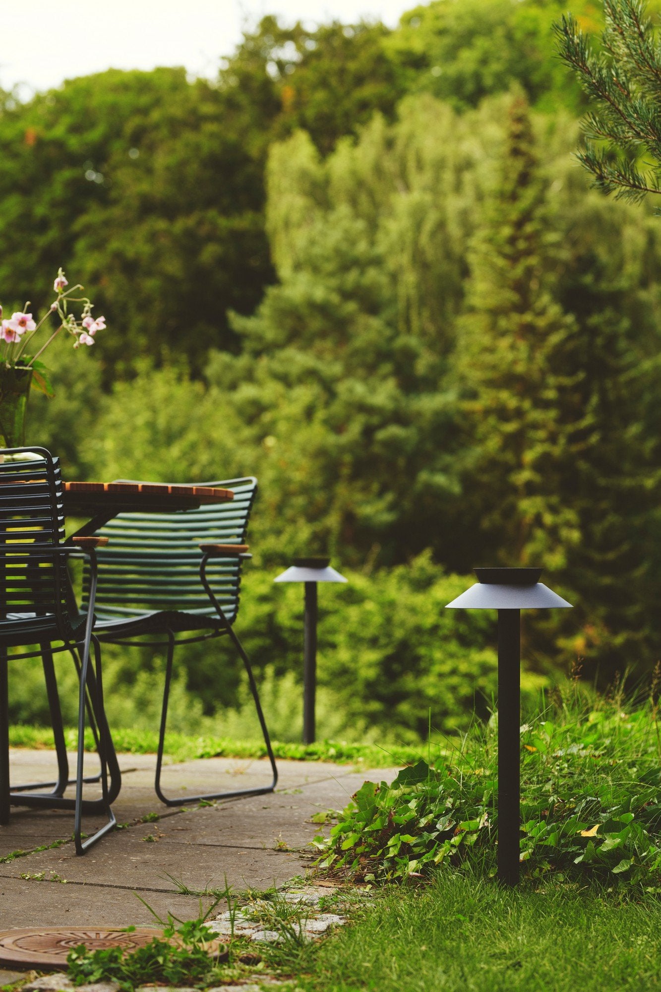 Justina Solar | Garden light | Black