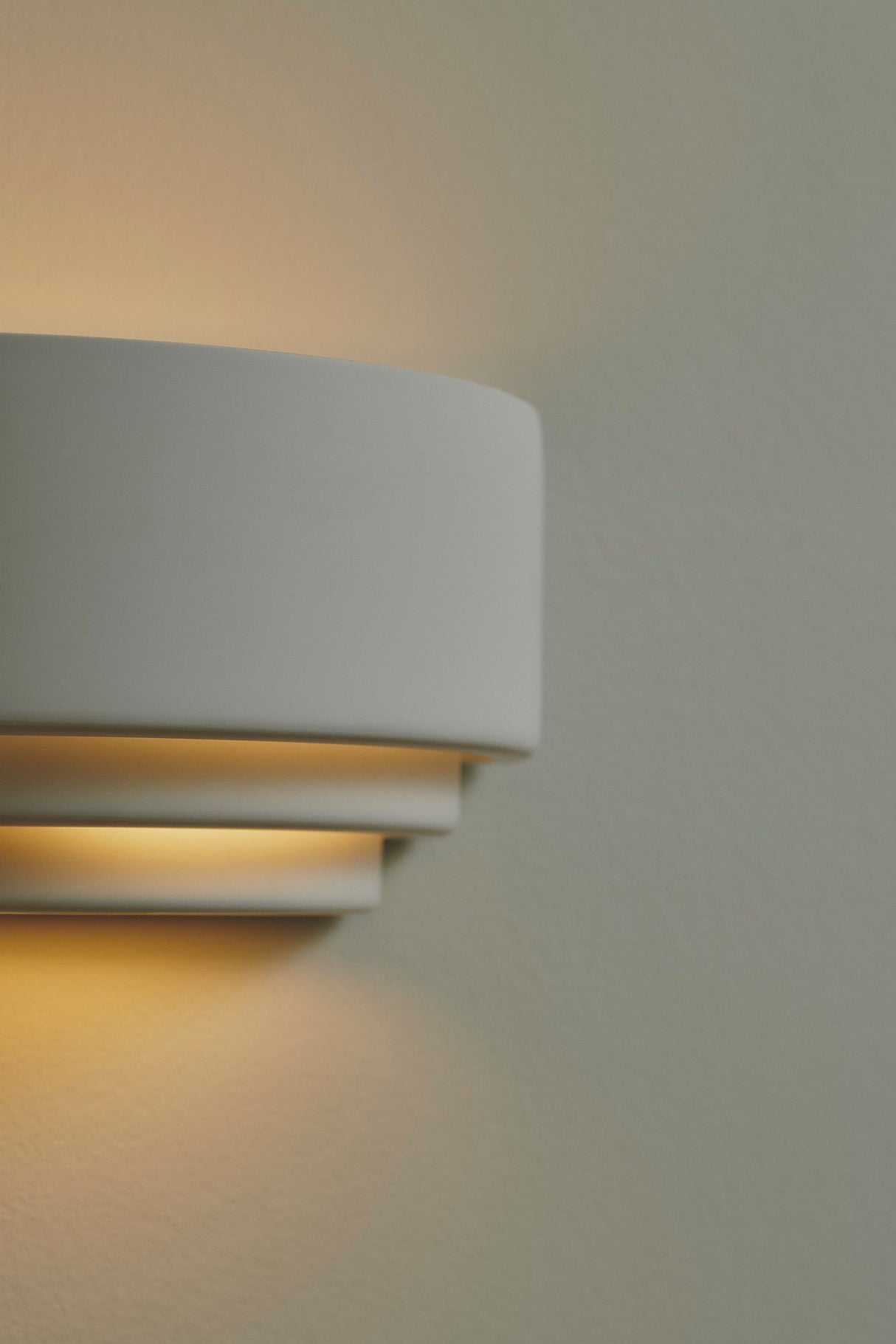 Lancio Oblong | Wall light | White - Comet Lighting