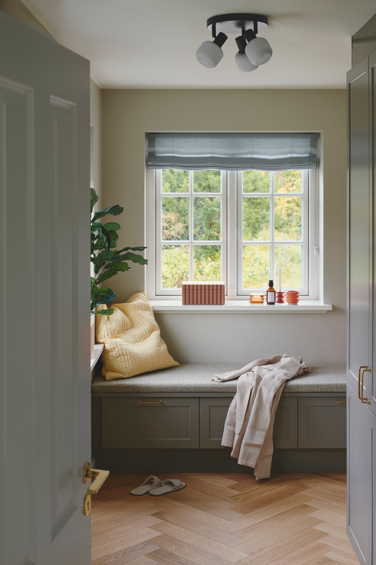 Milford Mini 3-Rondel | Ceiling light | Black