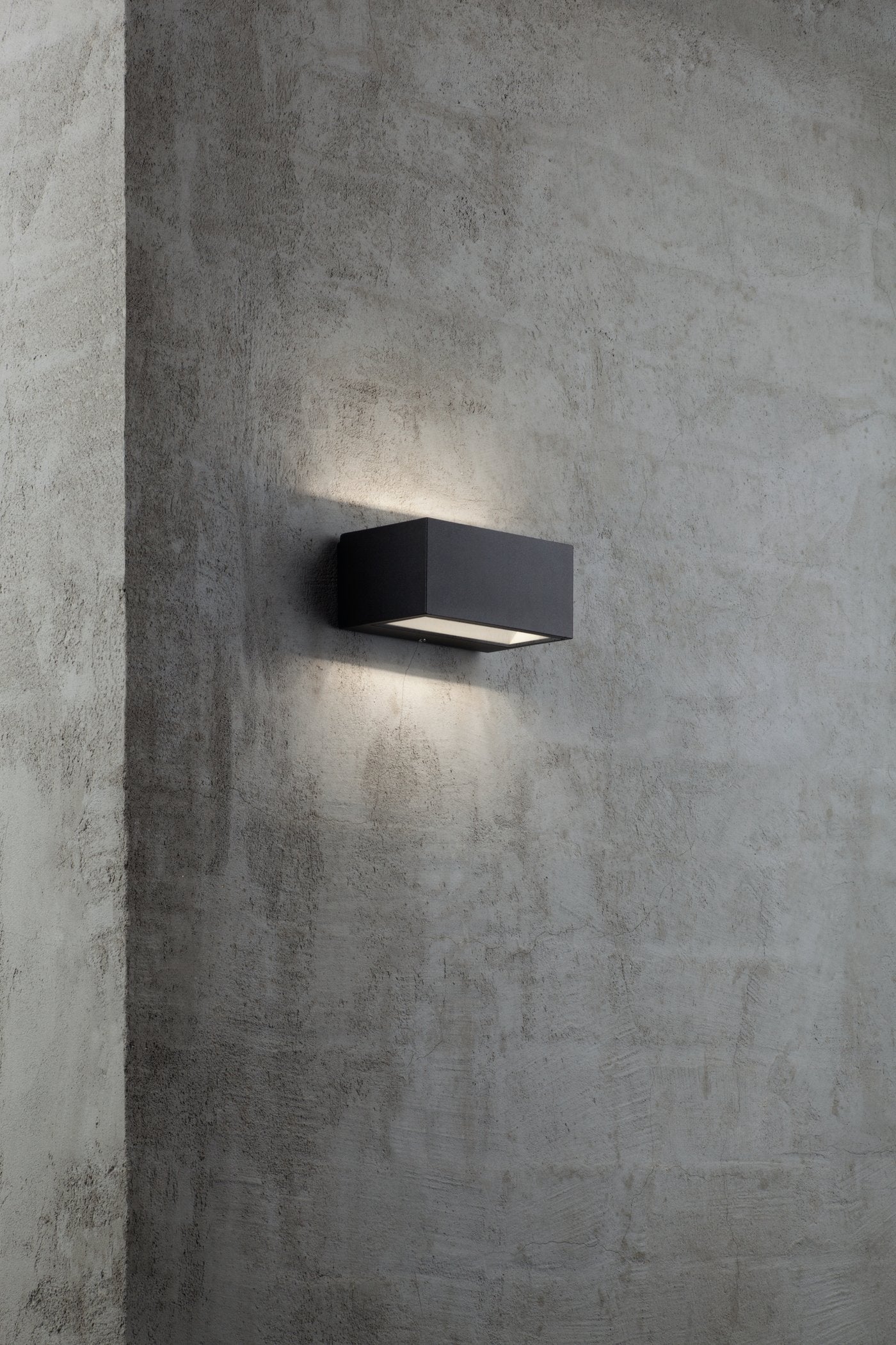 Nene | Wall light | Black - Comet Lighting