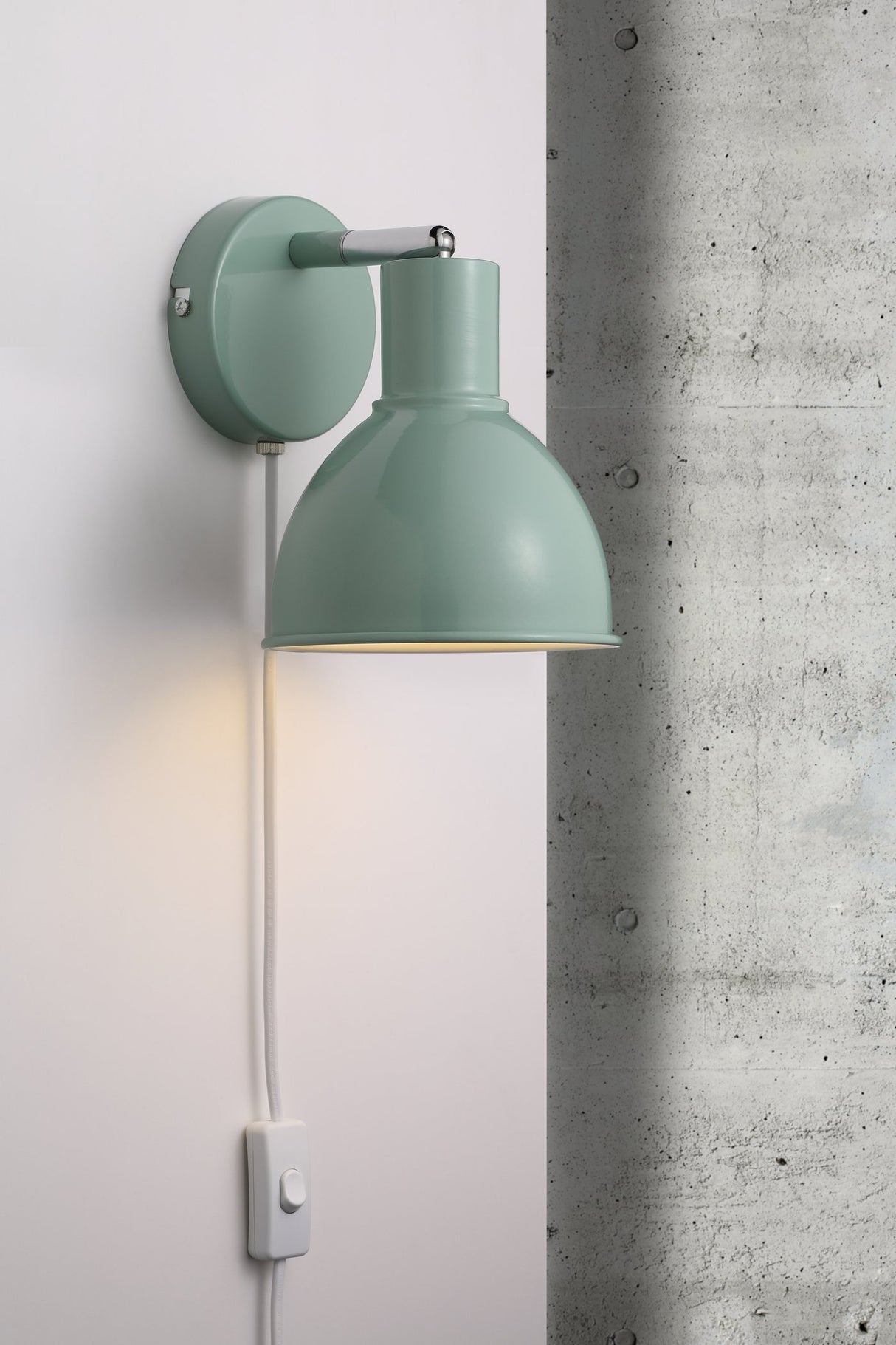 Pop | Wall light | Green - Comet Lighting