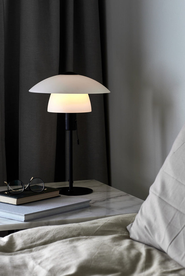 Verona | Table lamp | Black - Comet Lighting