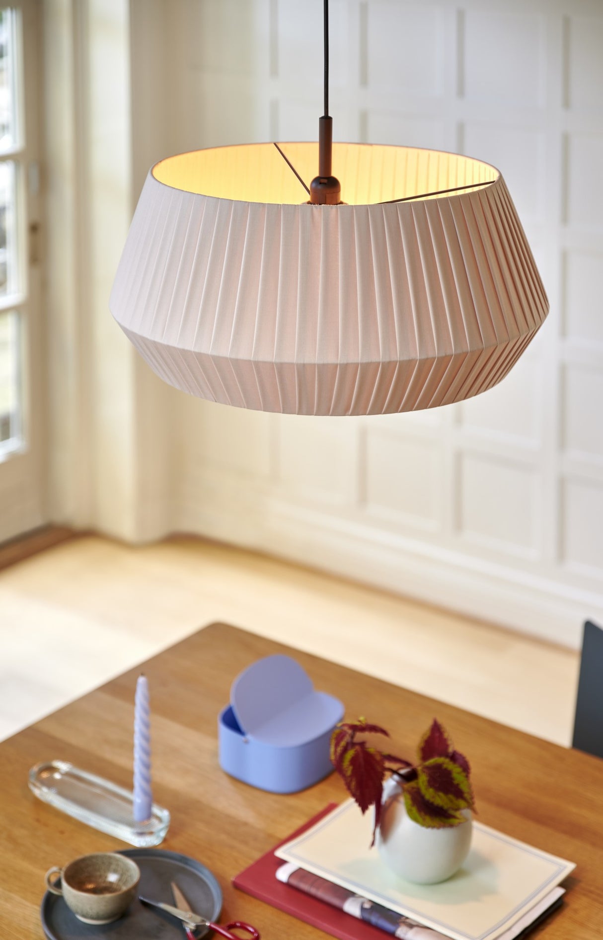 Dicte 53 | Pendant | Beige - Comet Lighting
