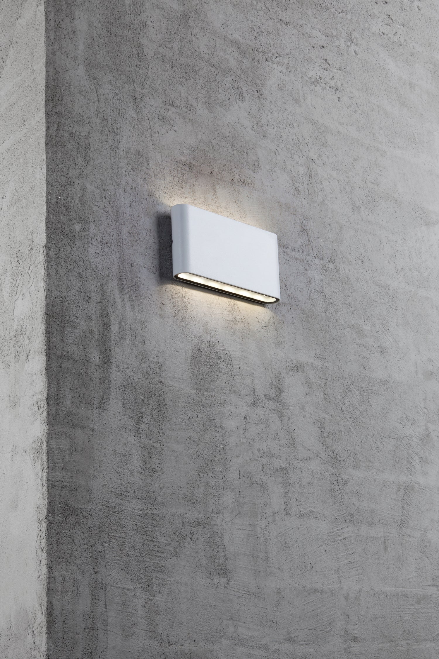 Kinver | Wall light | White - Comet Lighting