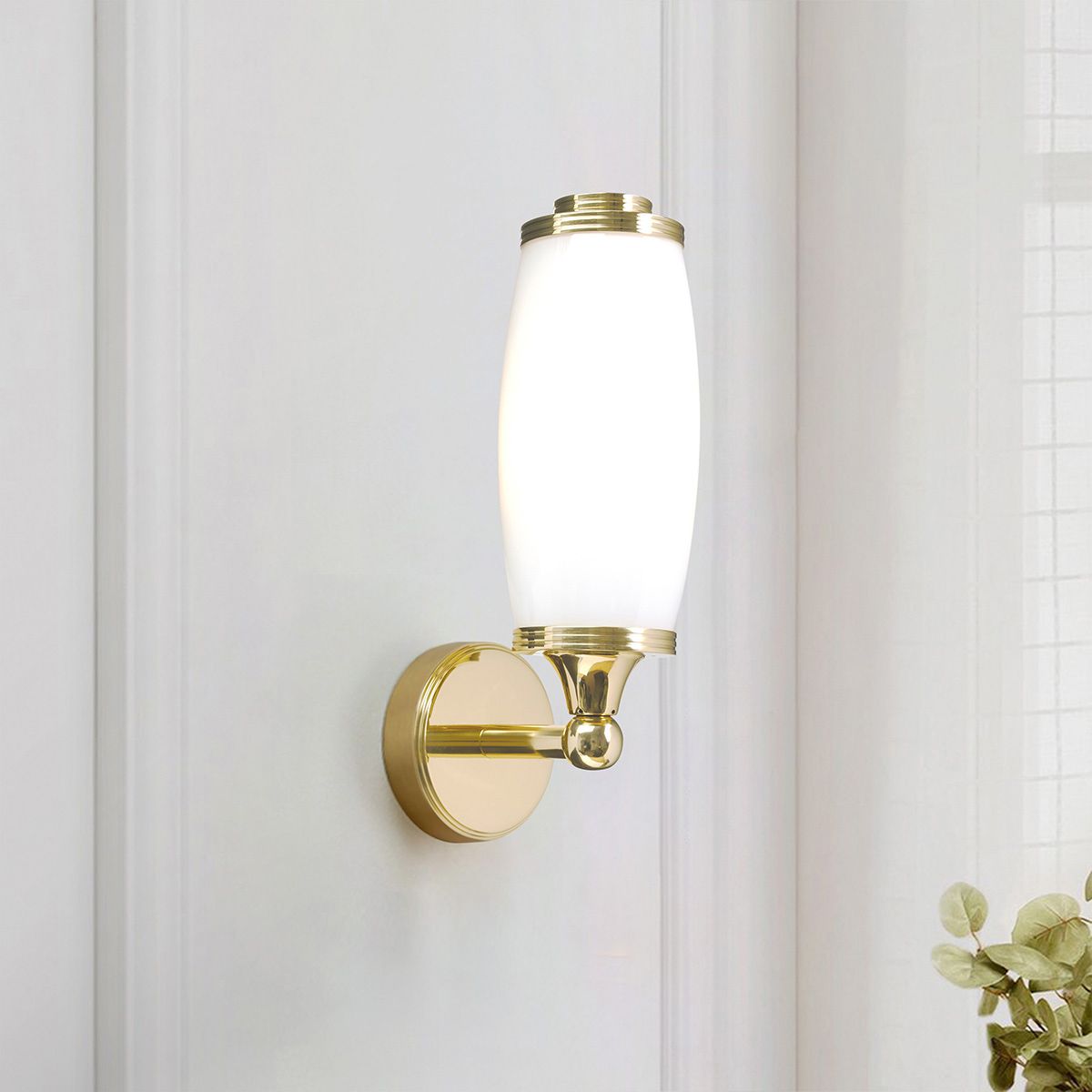 Eliot Single Wall Light Polished Brass - Comet Lighting