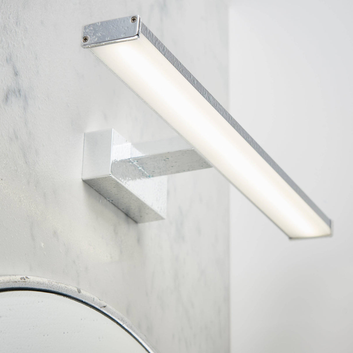 Axis 1lt Wall - Comet Lighting