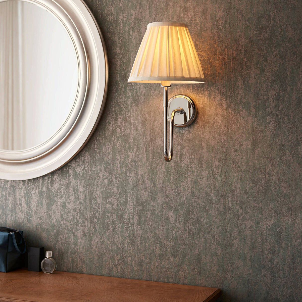 Rouen 1lt Wall - Comet Lighting