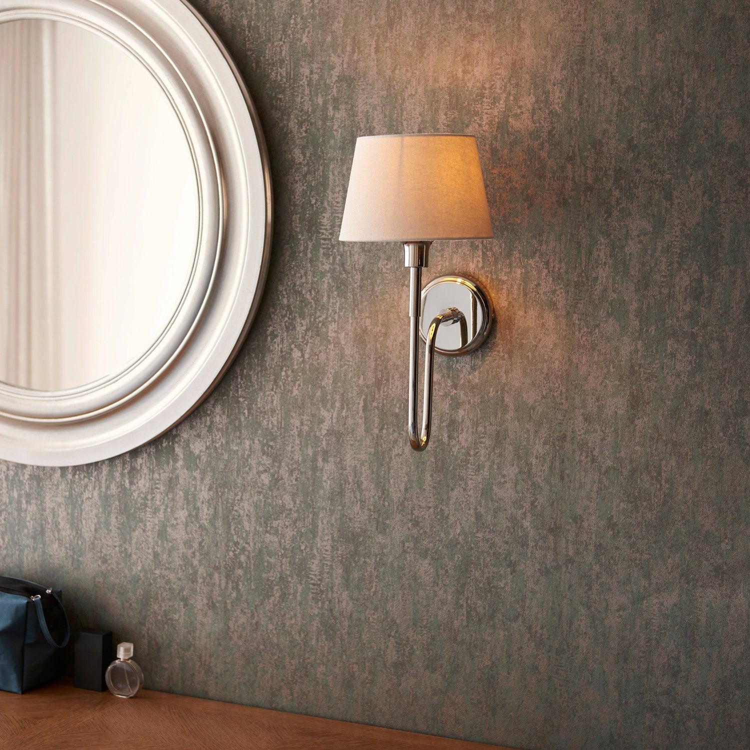 Rouen 1lt Wall - Comet Lighting