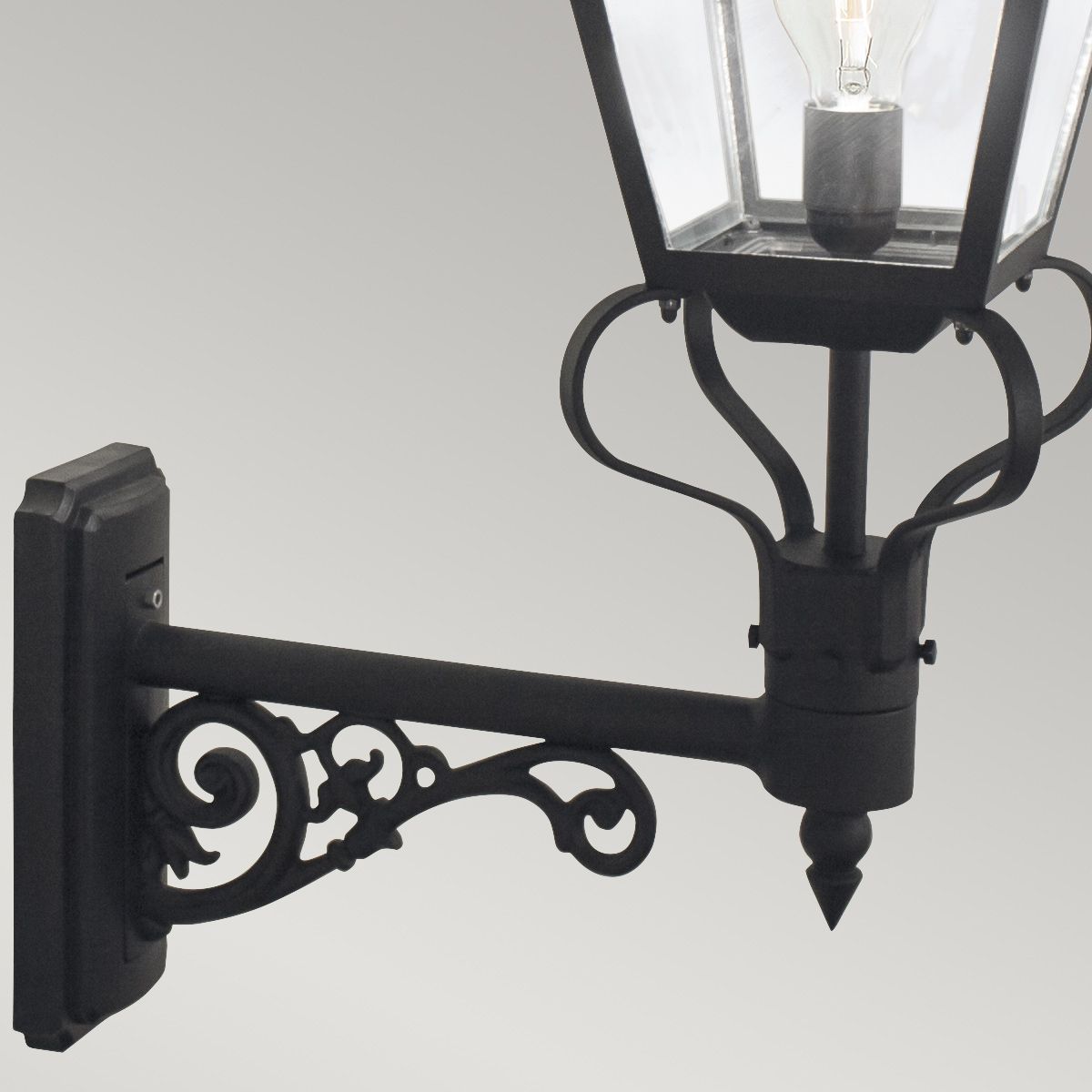 Grampian 1 Light Wall Lantern - Comet Lighting