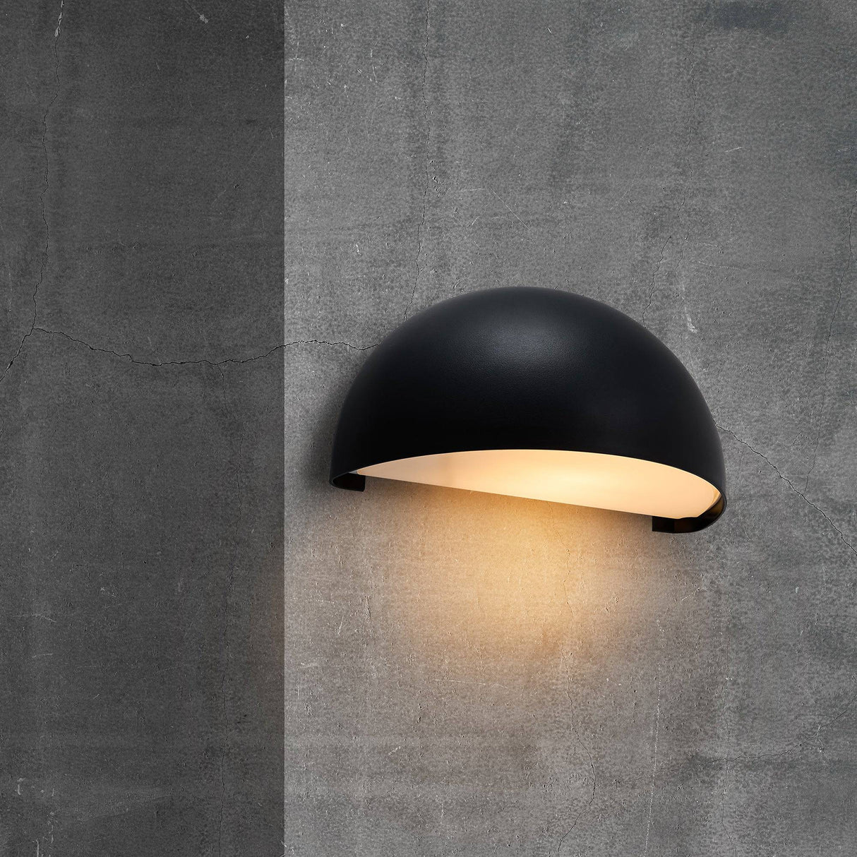 Scorpius Maxi | Wall light | Black - Comet Lighting