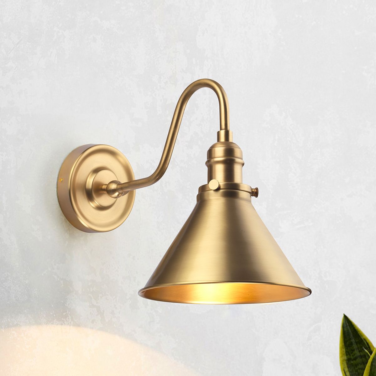 Provence 1 Light Wall Light - Aged Brass - Comet Lighting