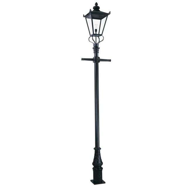 Wilmslow 1 Light Lamp Post - Comet Lighting