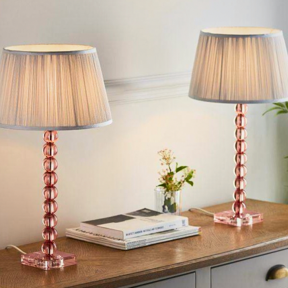 A Guide to Choosing the Best Table Lamps for Your Home – Comet Lighting