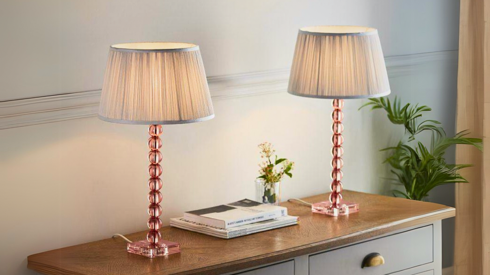 A Guide to Choosing the Best Table Lamps for Your Home - Comet Lighting