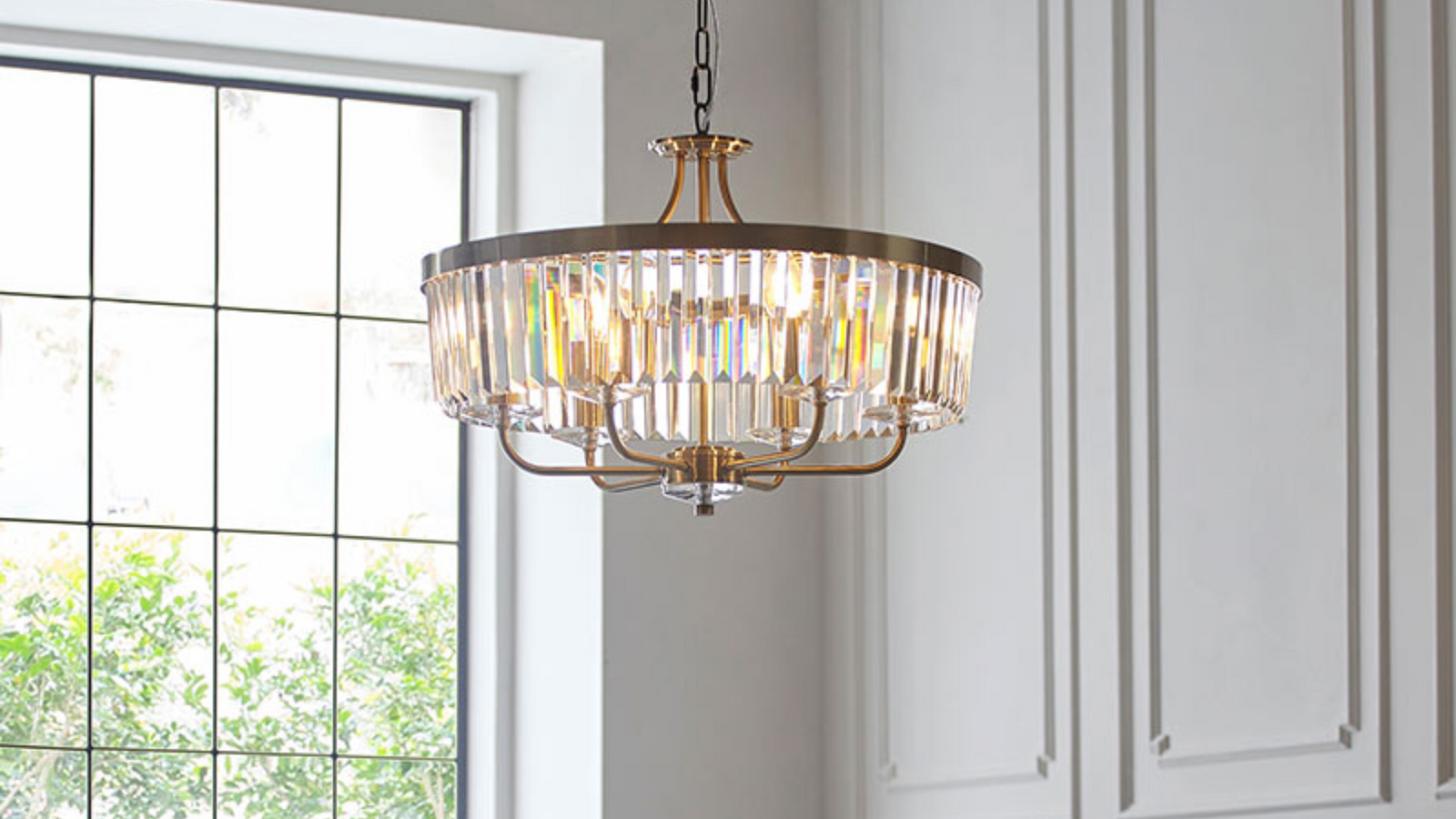 How to Choose the Perfect Modern Chandelier for Your Home?