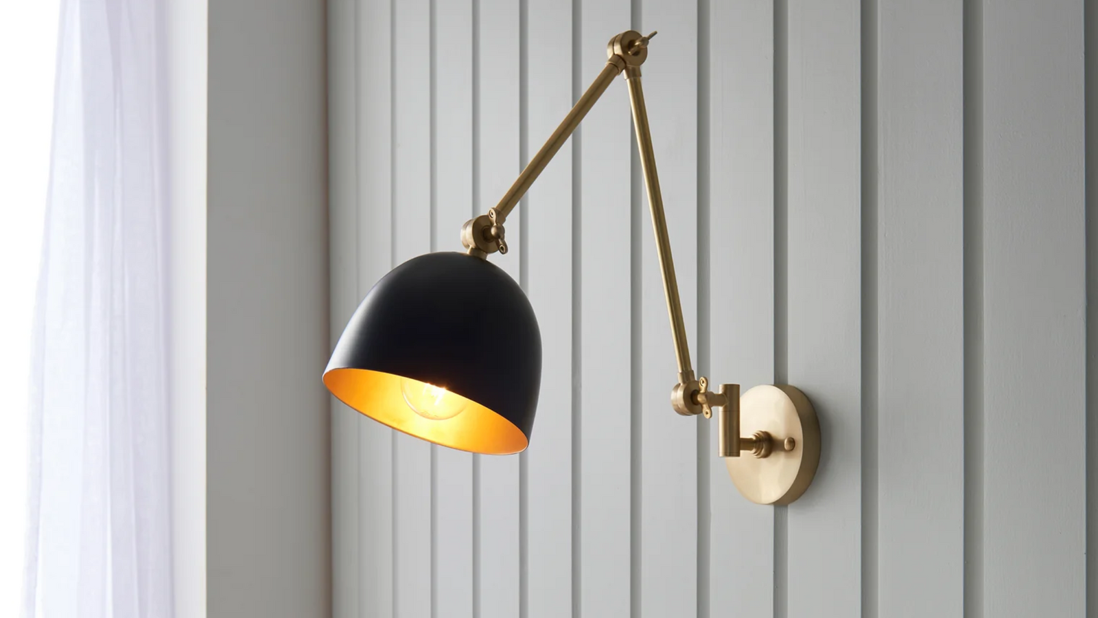 Wall Lights for Reading Nooks: Cozy and Practical Lighting Solutions - Comet Lighting