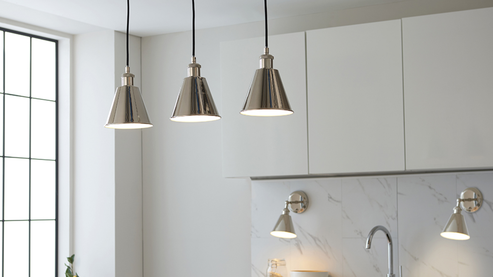 Bright Kitchen, Happy Cooking: Lighting Tips You’ll Love