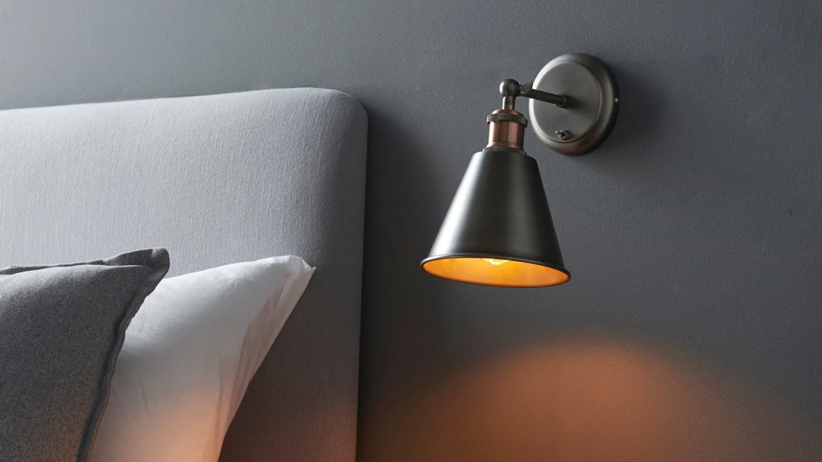 Accent Lighting: Using Wall Lights to Create Focal Points - Comet Lighting