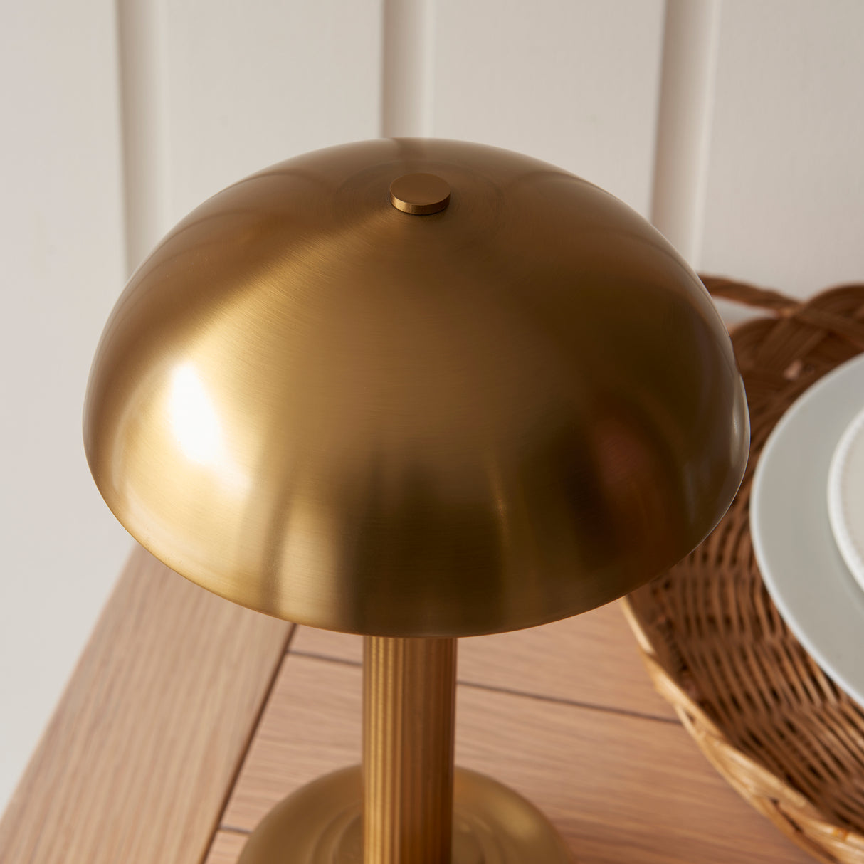 Bridport Rechargeable Table - Comet Lighting