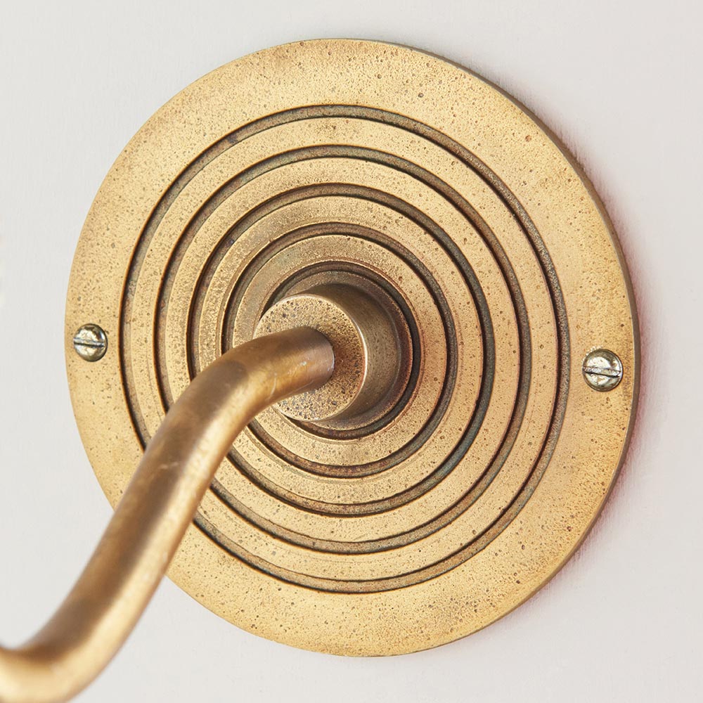 Ripple Curve Wall Fitting