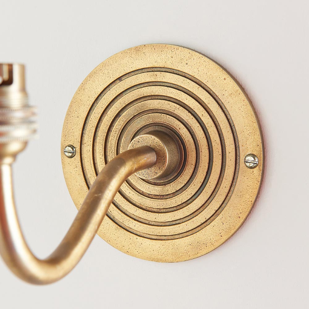 Ripple Curve Wall Fitting