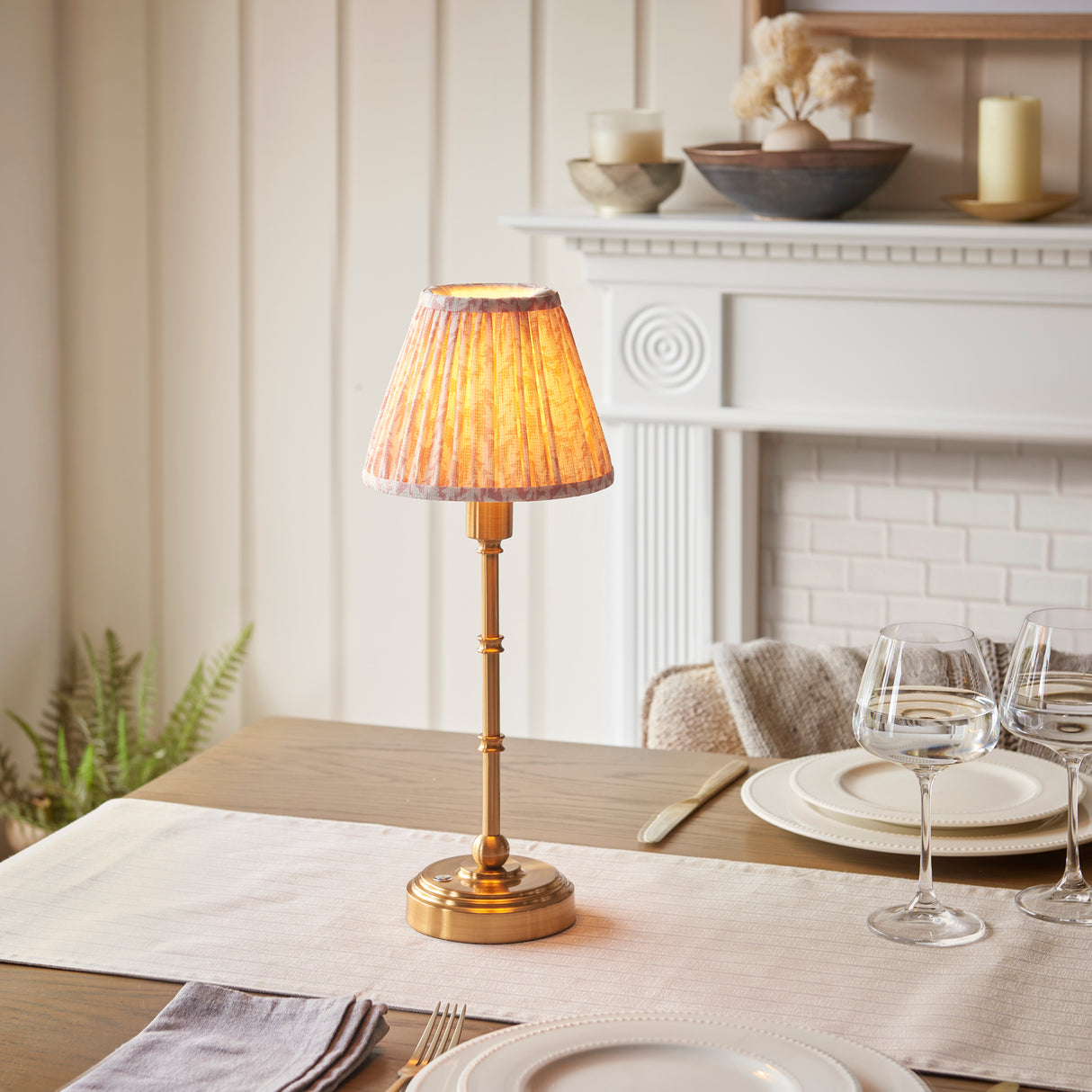 Burley Rechargeable & Leaf 16cm Peachy keen shade - Comet Lighting