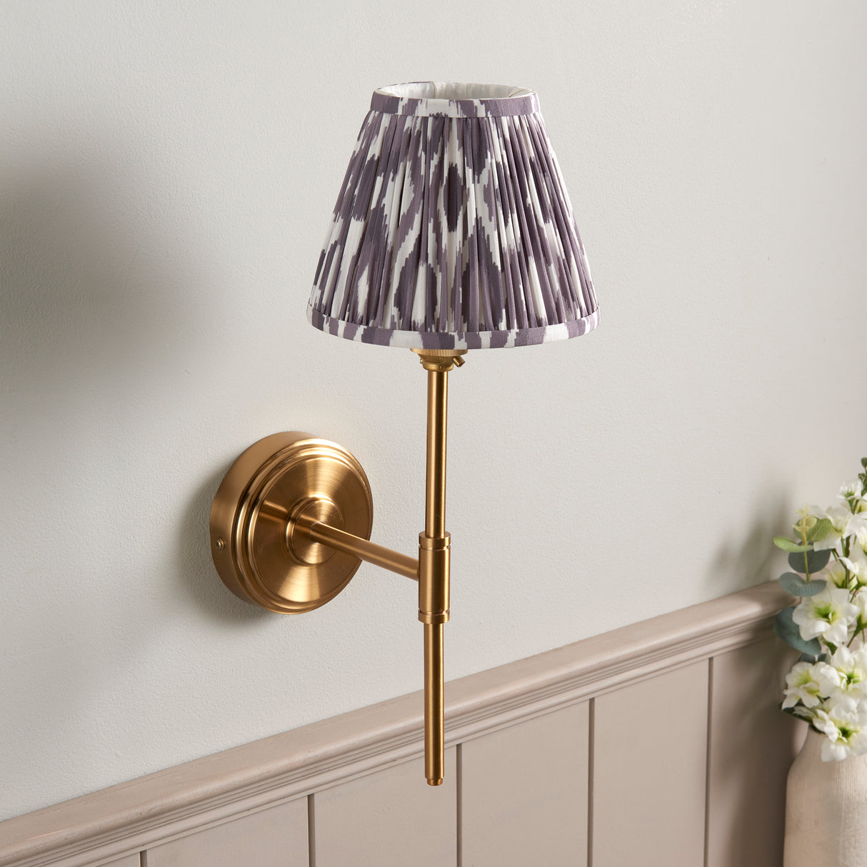 Step T Bar & Ikat 16cm Pearl grey shade - Comet Lighting