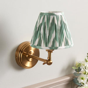 Step Wing & Zigzag 16cm Cotswold green shade - Comet Lighting