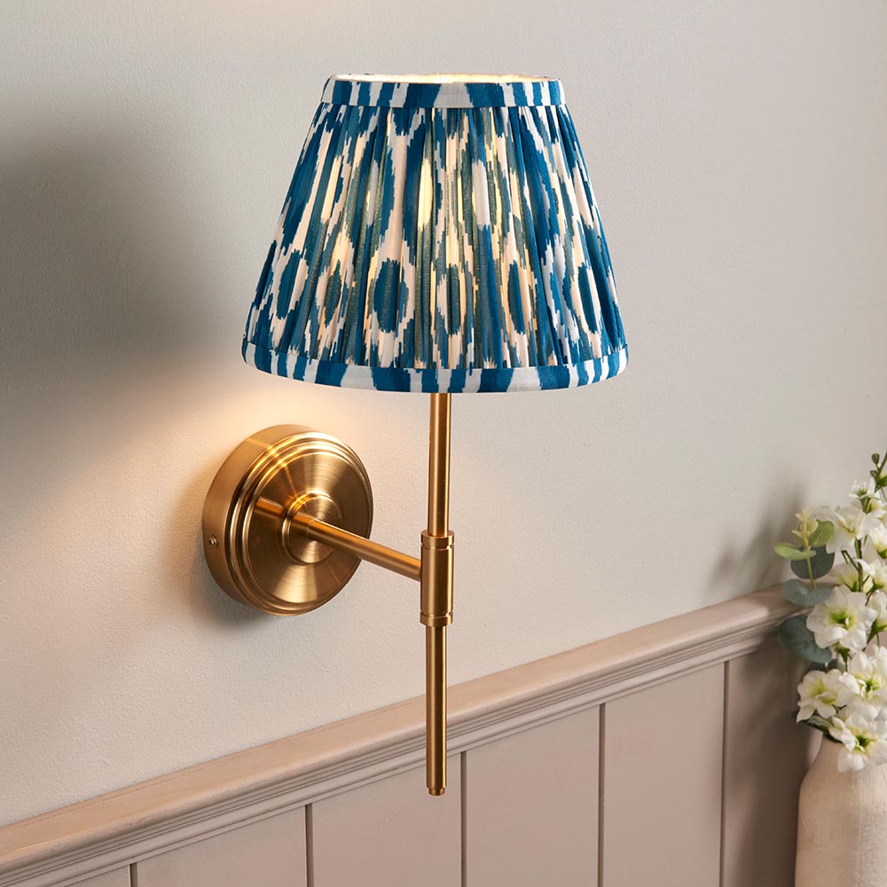 Step T Bar & Ikat 20cm Marlin blue shade - Comet Lighting