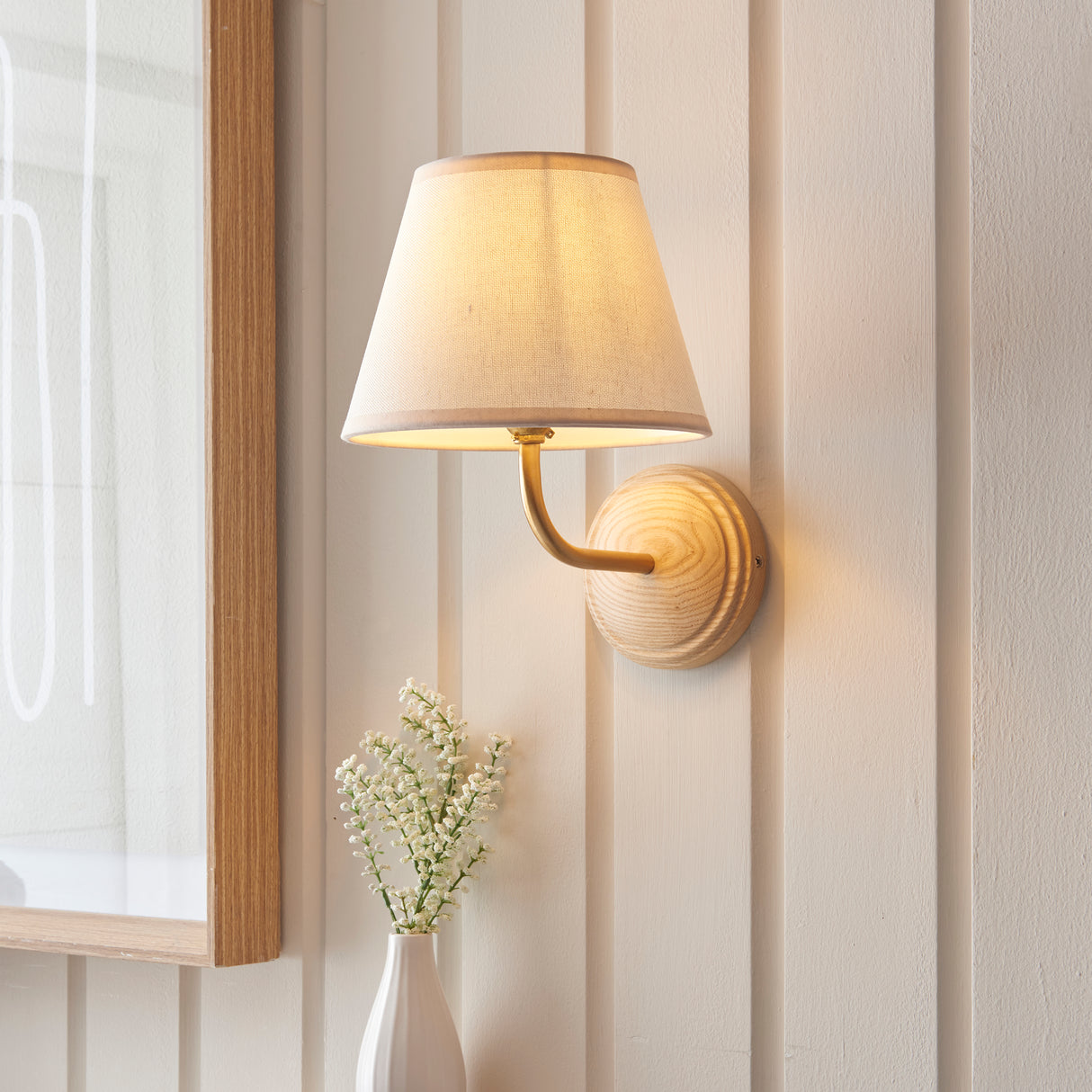 Wood Arc & Ivy 20cm Vintage white shade - Comet Lighting