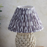 Layered Leaf & Ikat 30cm Pearl grey shade