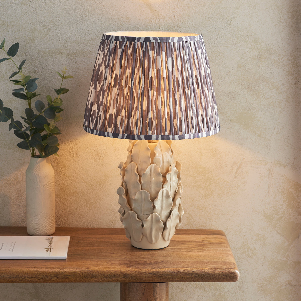 Ceramic Table Light Layered Leaf & Ikat 35cm Pearl grey shade