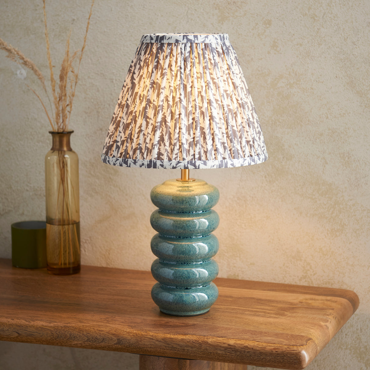 Squash & Leaf 25cm Pearl grey shade - Comet Lighting