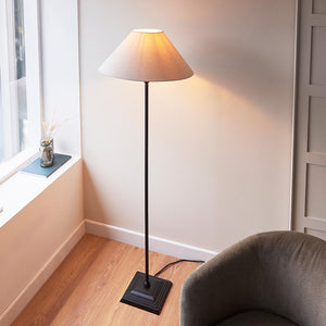 Lille Floor  Matt black & natural faux linen