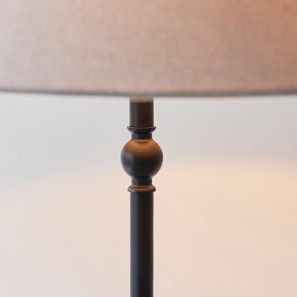 Lille Floor  Matt black & natural faux linen