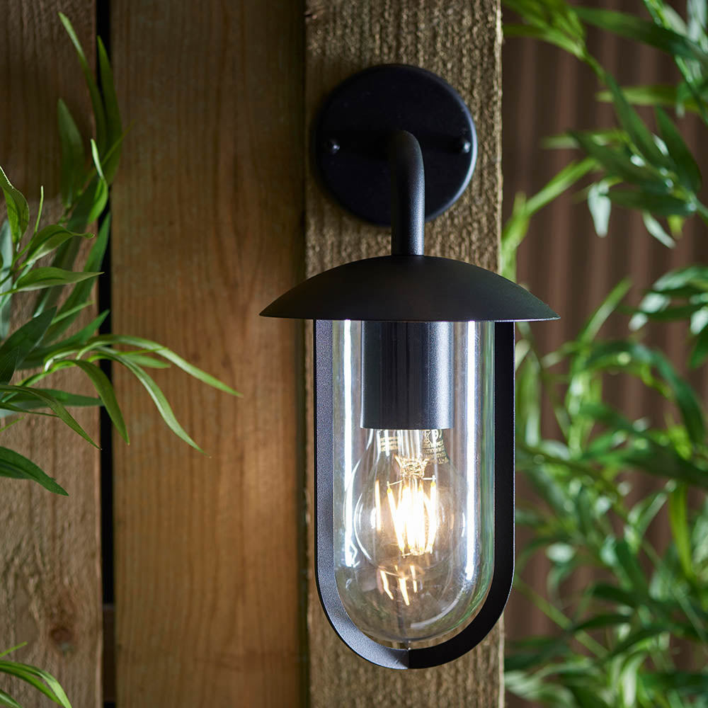 Quinn Outdoor Wall Light Black - Comet Lighting