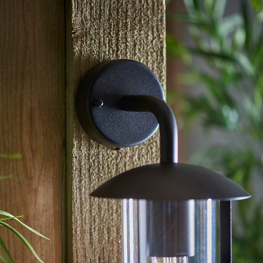 Quinn Outdoor Wall Light Black - Comet Lighting