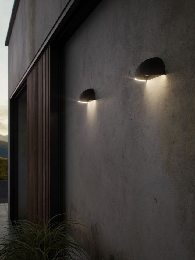 Arcus Smart | Wall light | Black - Comet Lighting