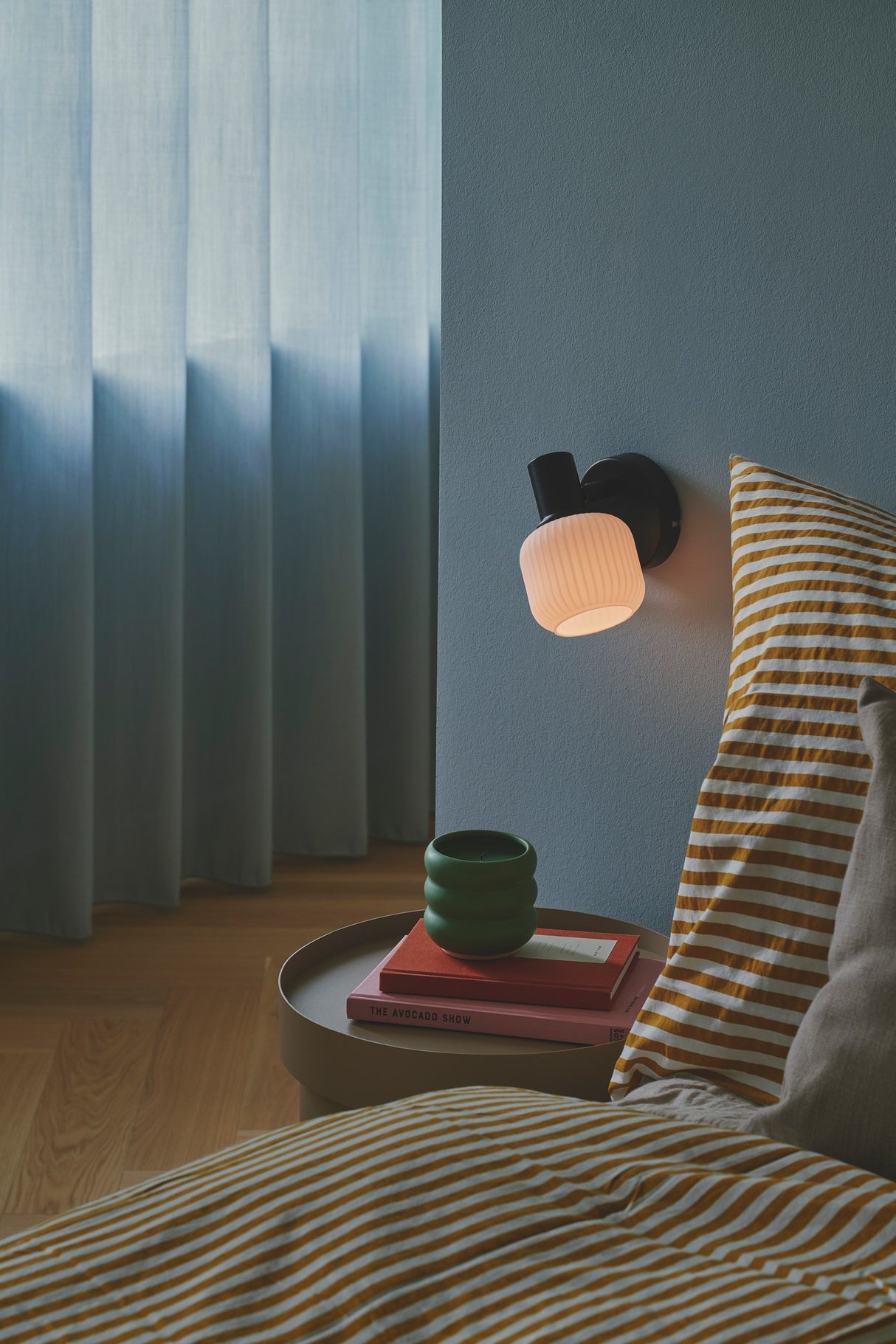 Milford Mini | Wall light | Black - Comet Lighting