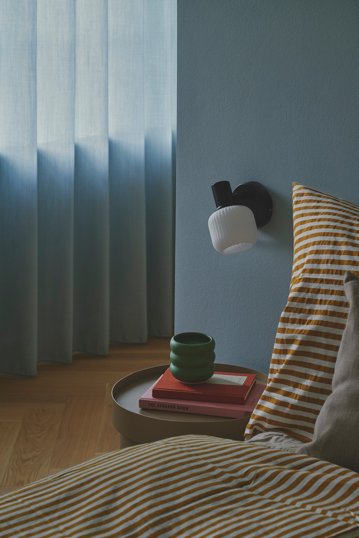 Milford Mini | Wall light | Black - Comet Lighting