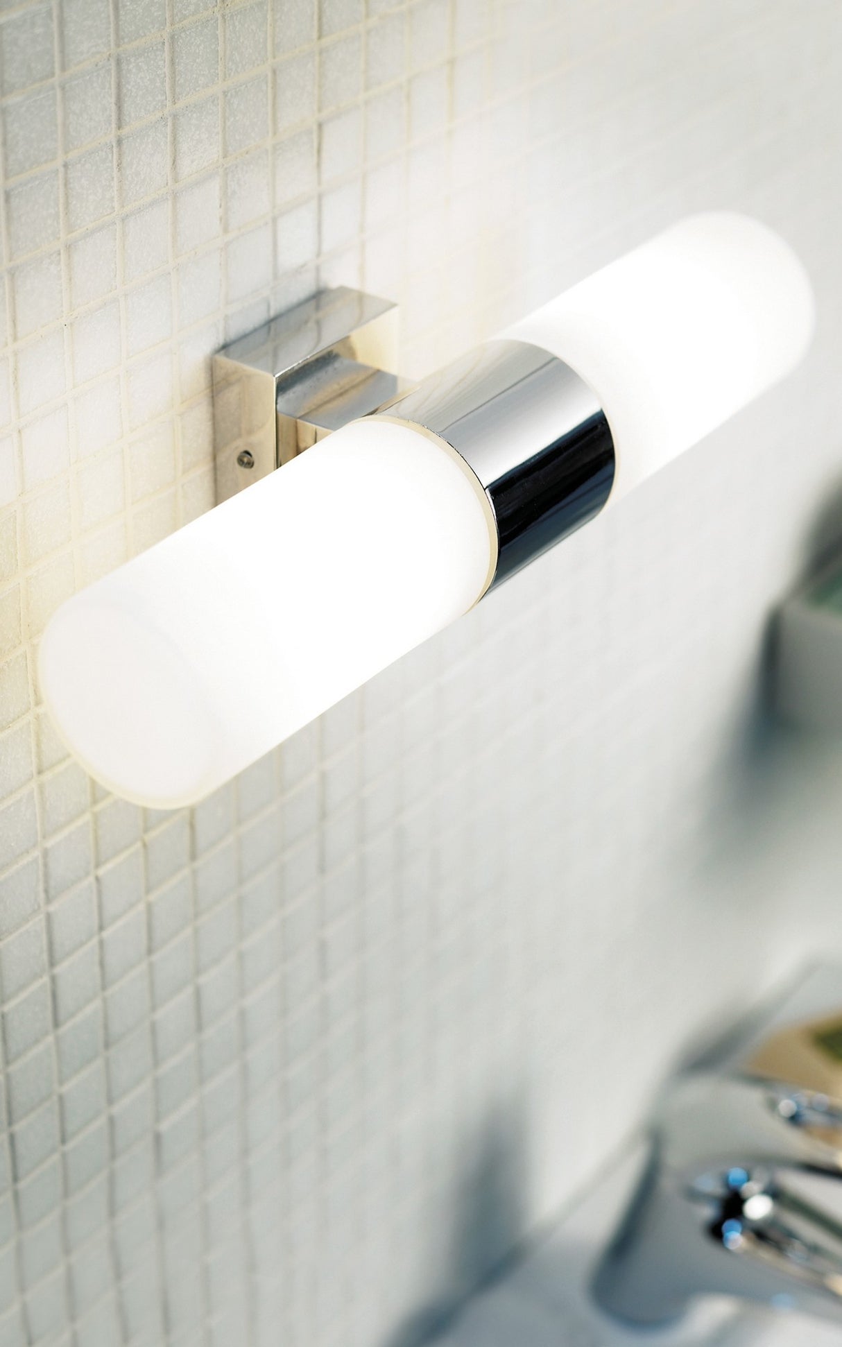 Tangens Double | Wall light | Chrome - Comet Lighting