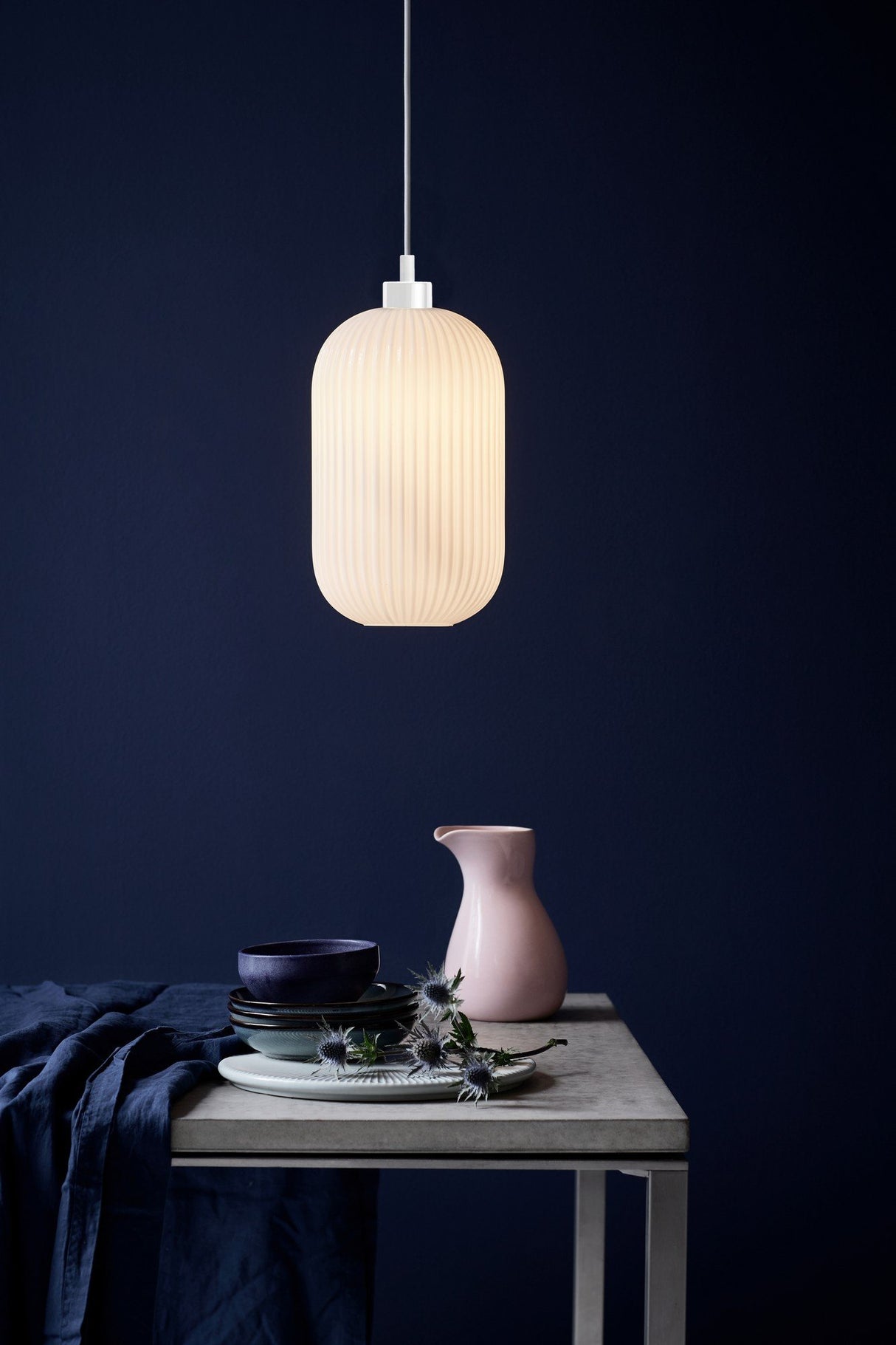 Milford 20 | Pendant | Opal white