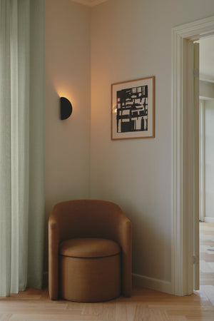 Model 2110 | Wall light | Black