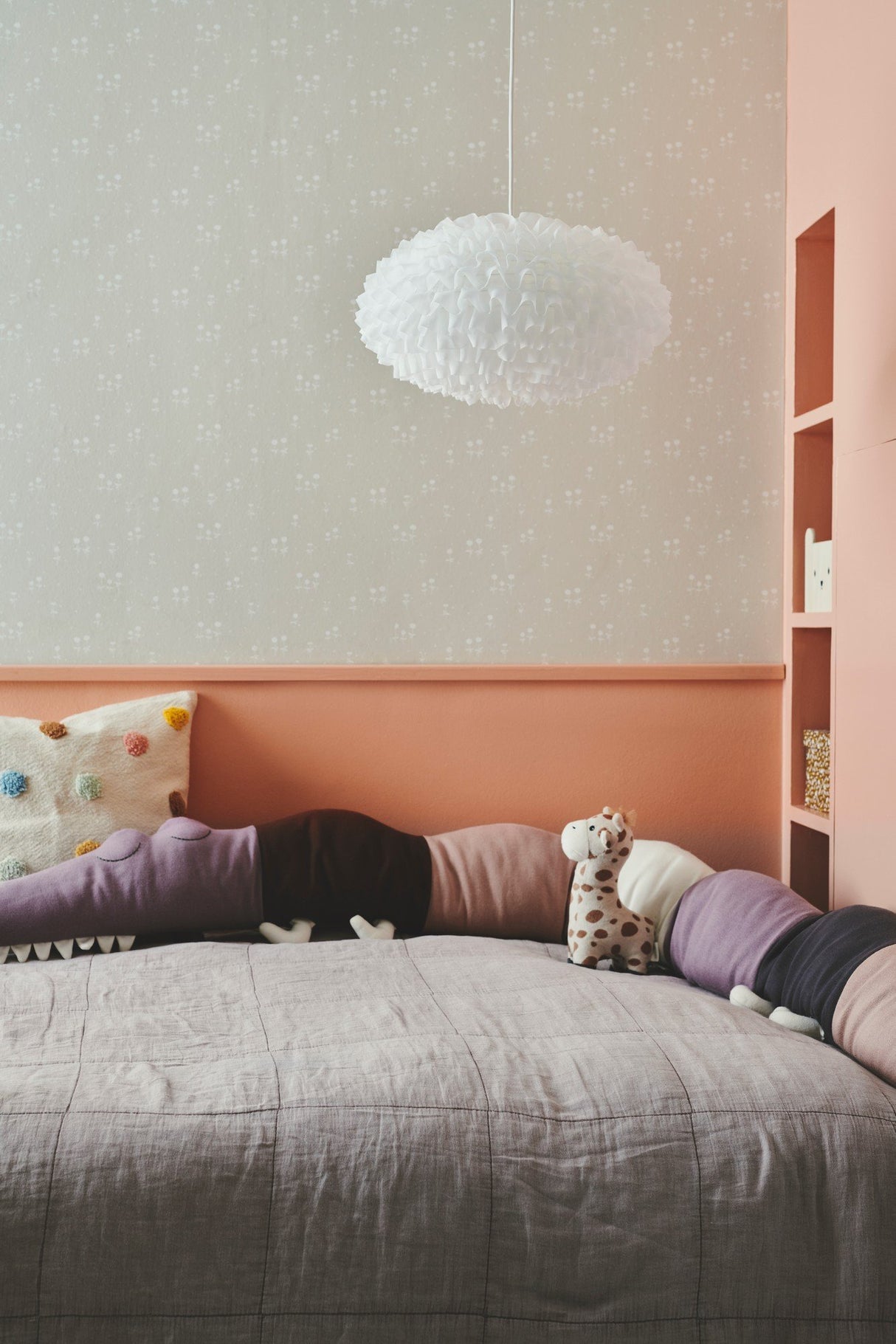 Villo 30 | Lamp shade | White - Comet Lighting