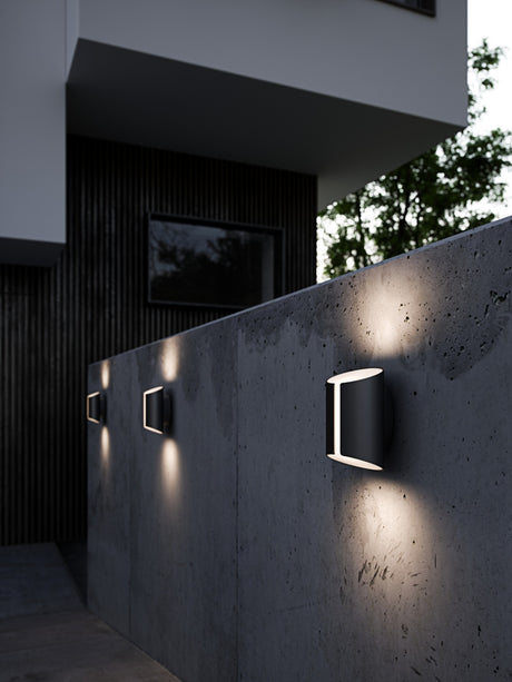 Grip Smart | Wall light | Black - Comet Lighting