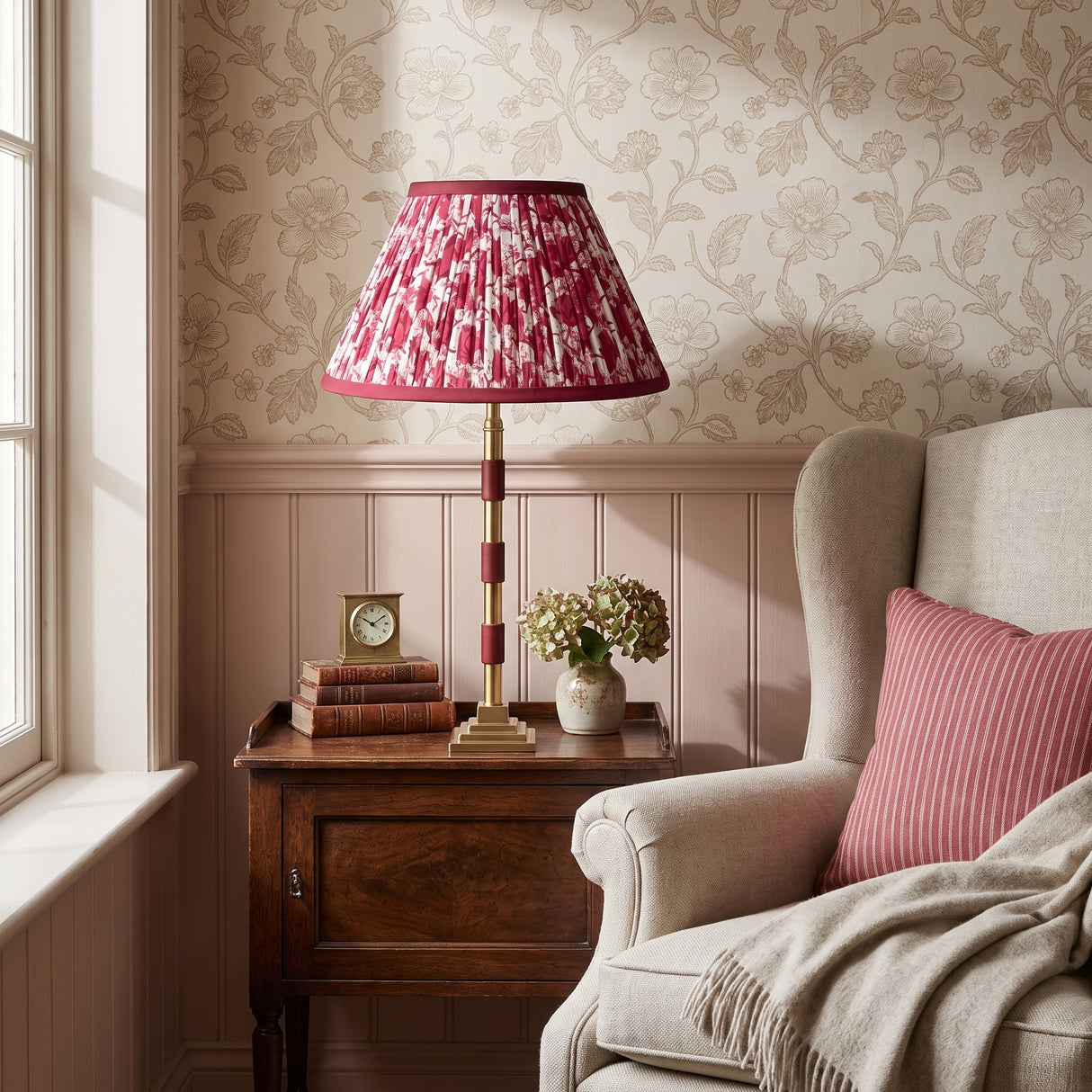 Crimsom blossom lampshade