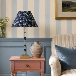 AARTIN Lily Metal Table Lamp With Indigo Blooms Lampshade