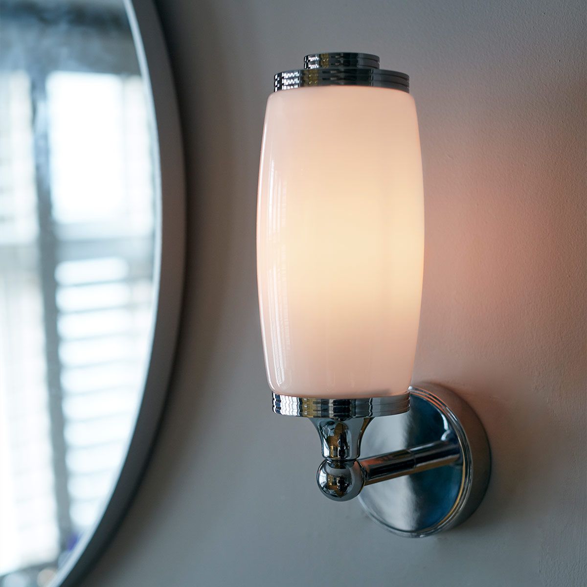 Eliot Single Wall Light Polished Chrome - Comet Lighting